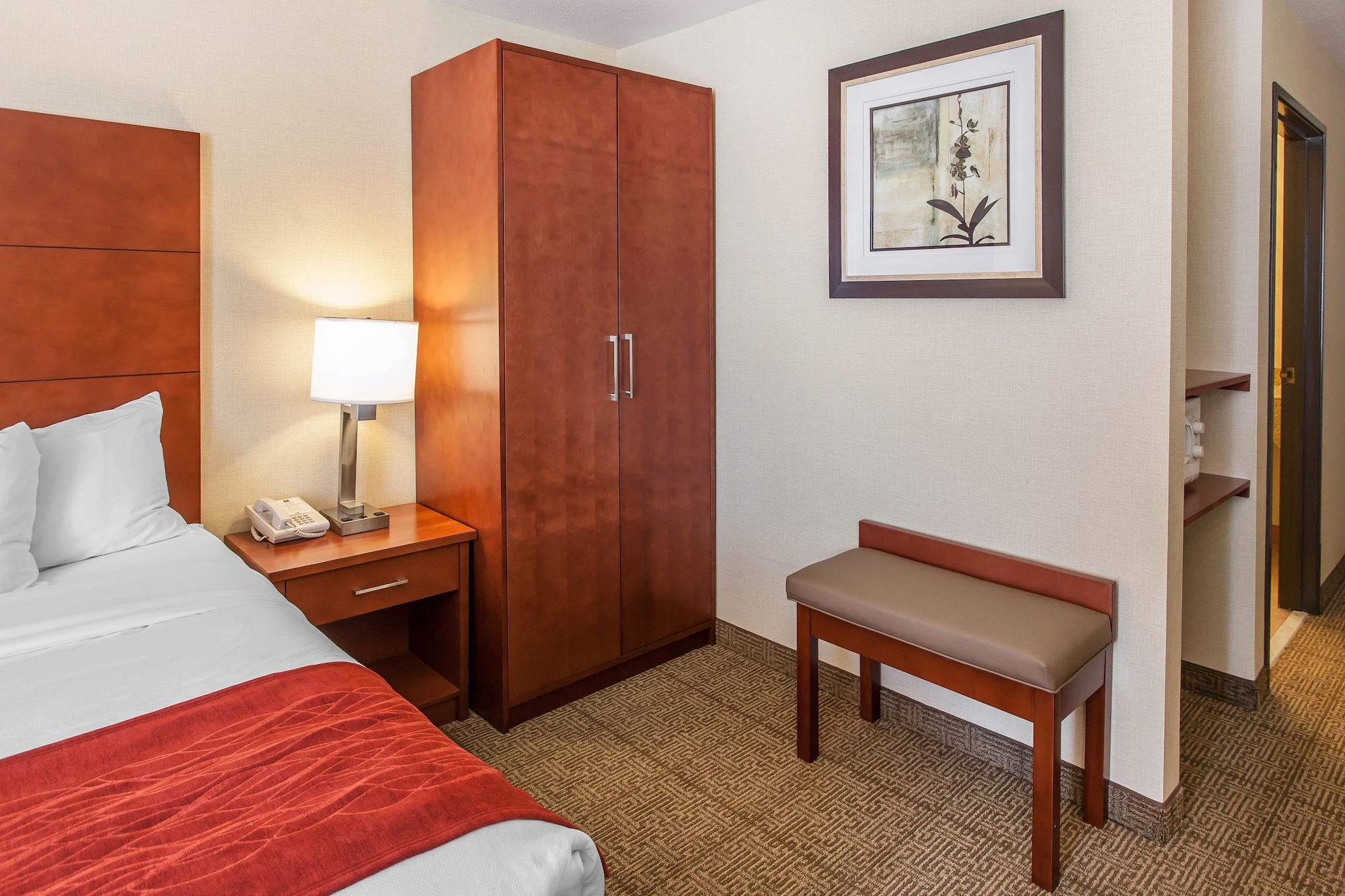 Comfort Inn & Suites Near Fallon Naval Air Station Esterno foto