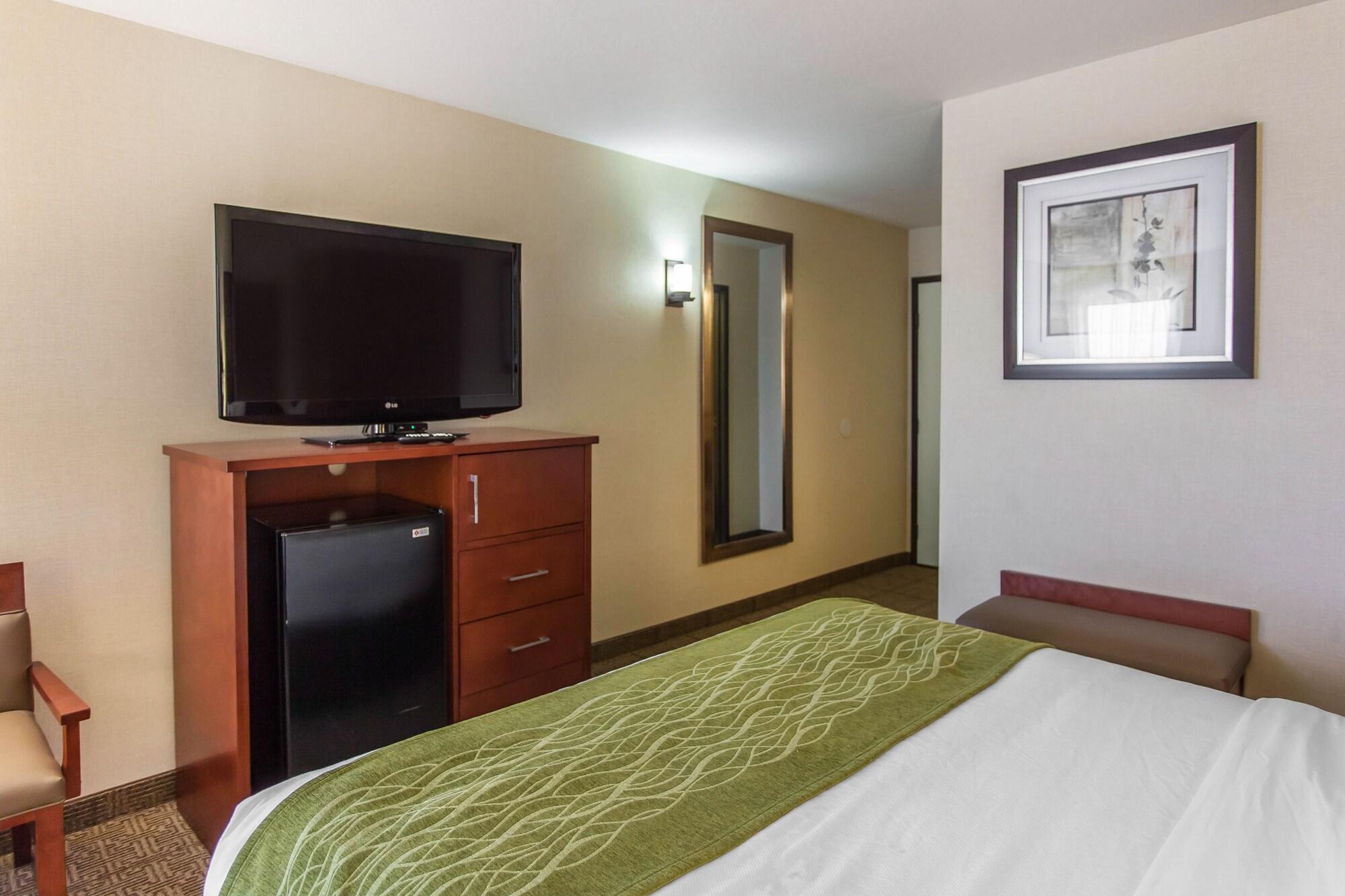 Comfort Inn & Suites Near Fallon Naval Air Station Esterno foto