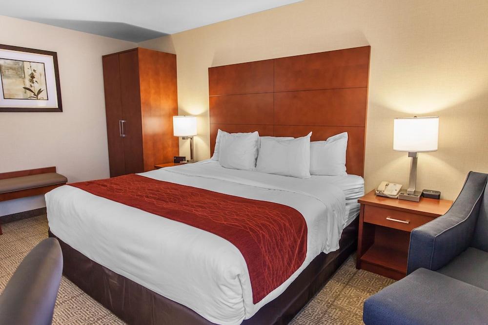 Comfort Inn & Suites Near Fallon Naval Air Station Esterno foto