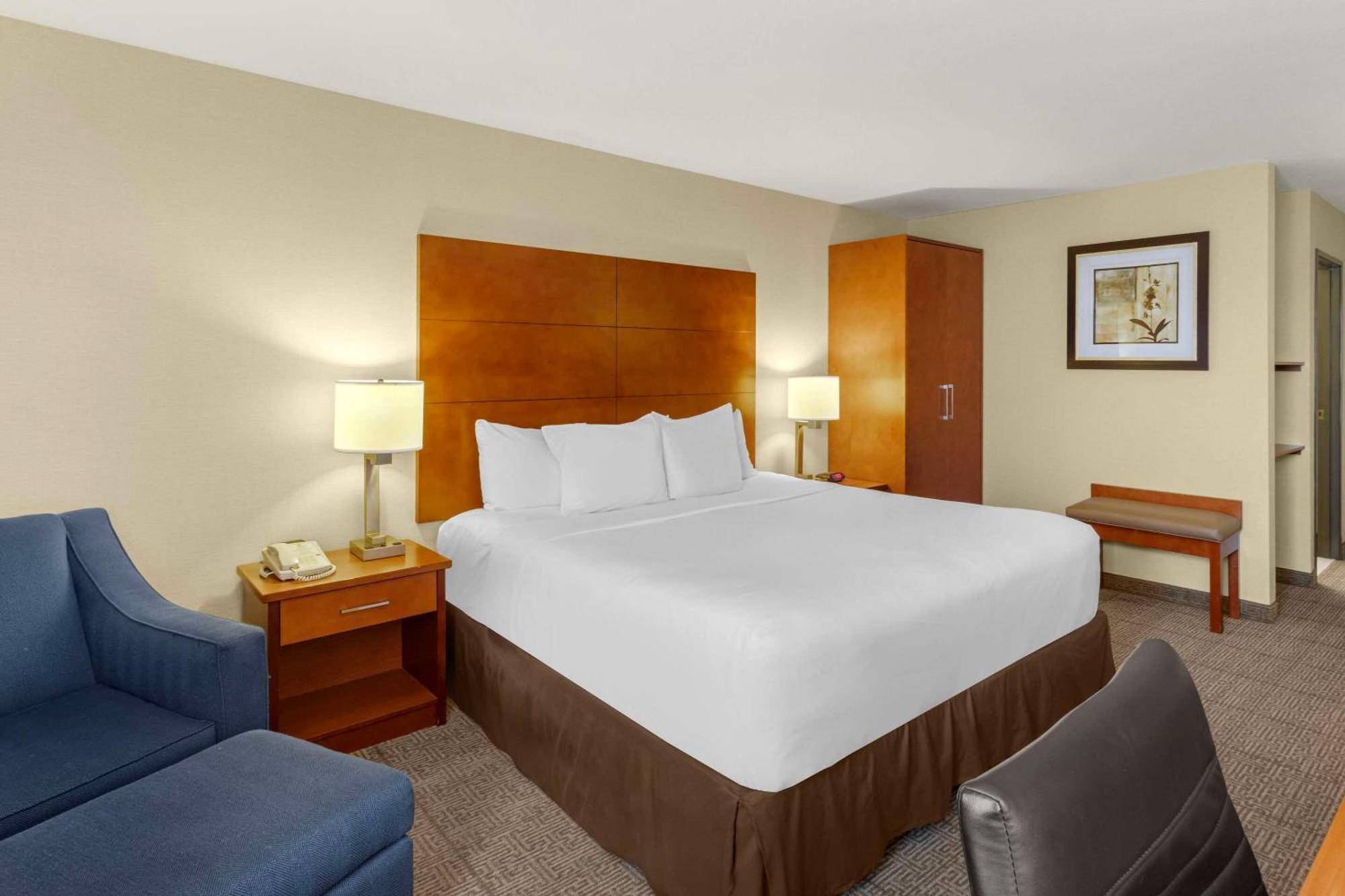 Comfort Inn & Suites Near Fallon Naval Air Station Esterno foto