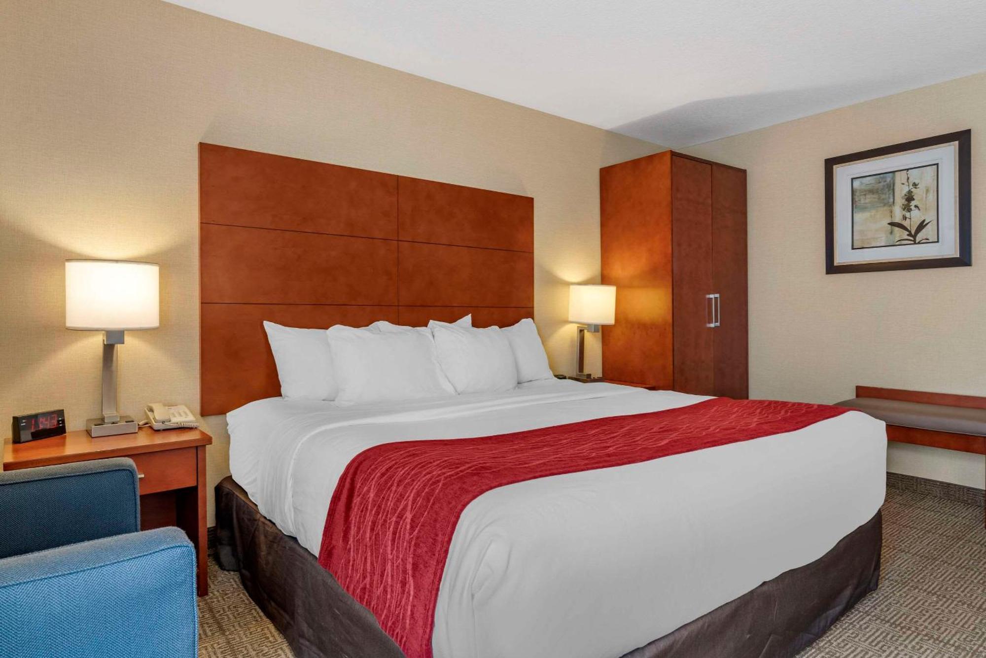 Comfort Inn & Suites Near Fallon Naval Air Station Esterno foto
