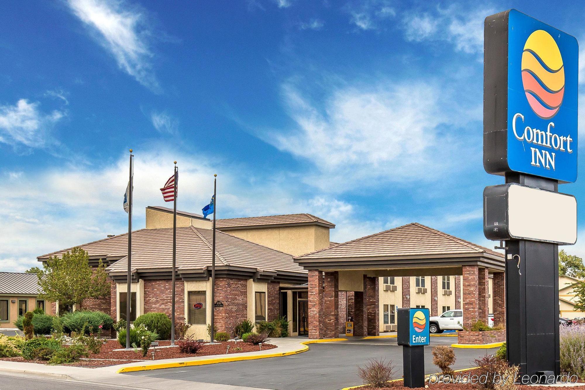 Comfort Inn & Suites Near Fallon Naval Air Station Esterno foto