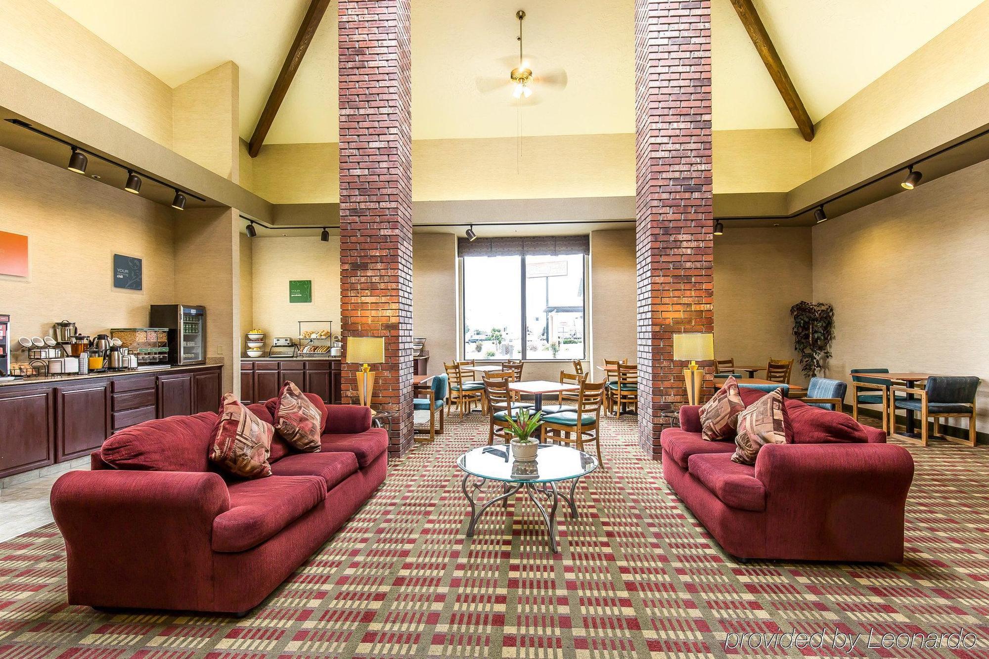 Comfort Inn & Suites Near Fallon Naval Air Station Esterno foto
