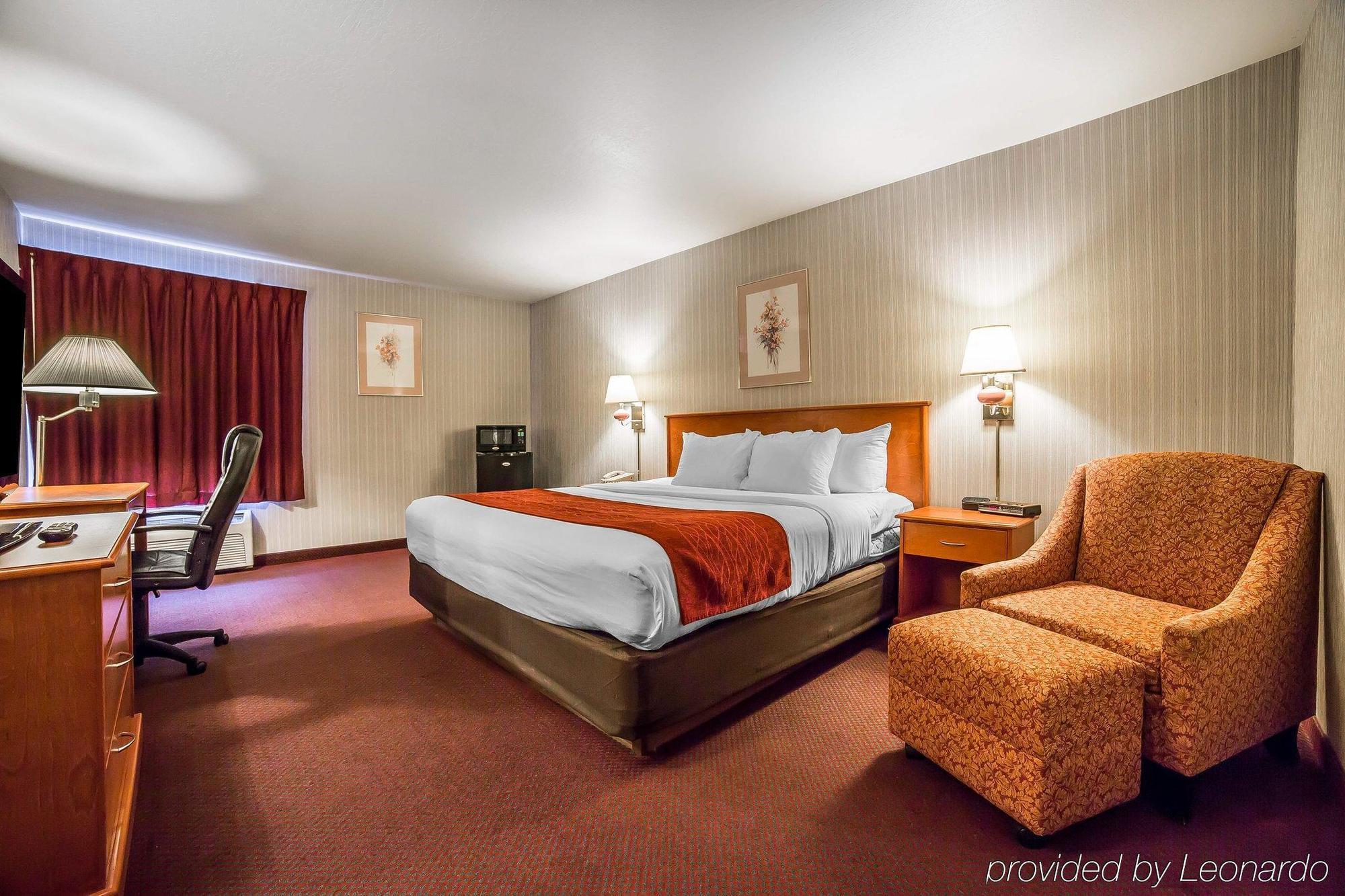 Comfort Inn & Suites Near Fallon Naval Air Station Esterno foto