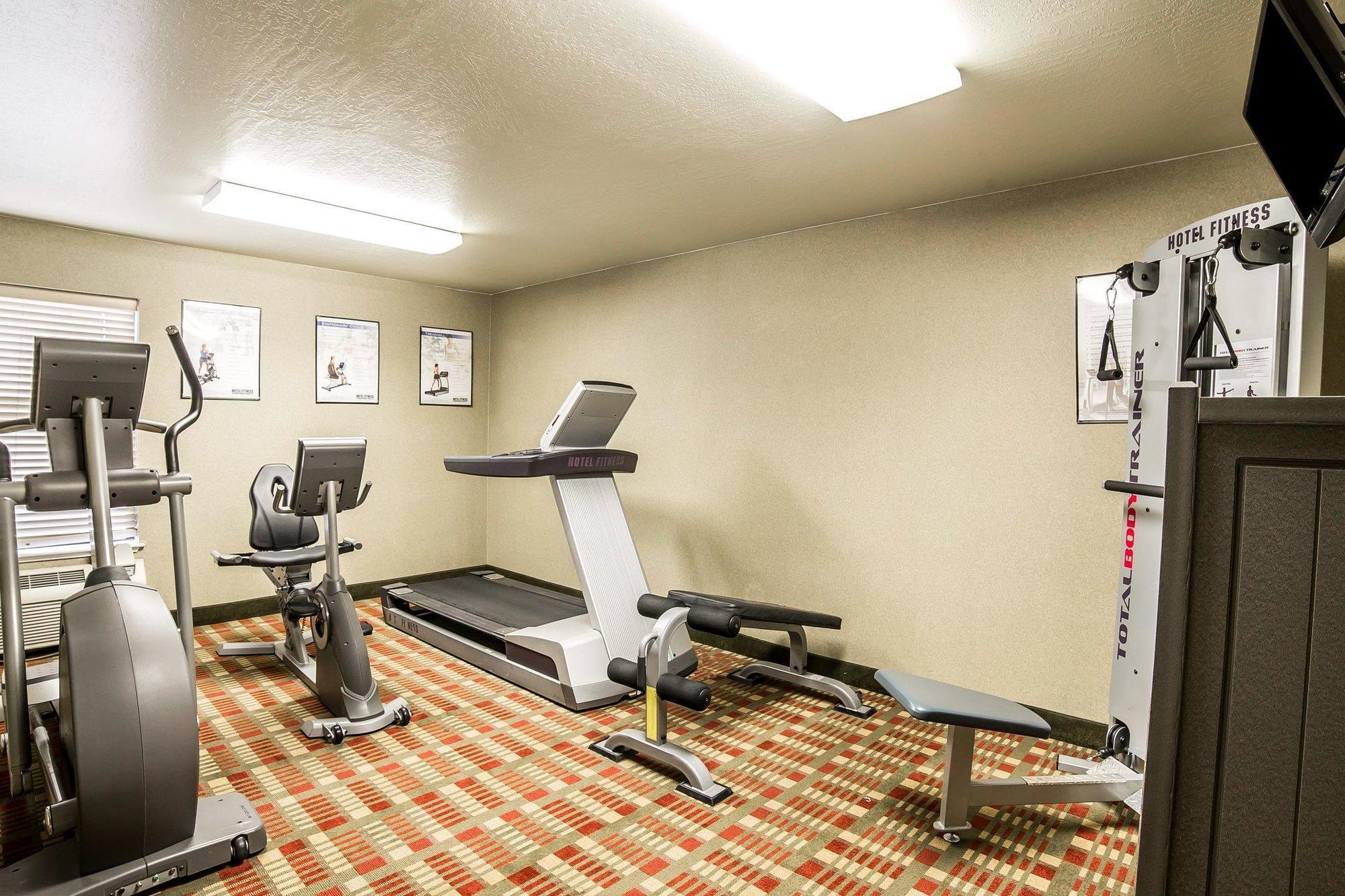 Comfort Inn & Suites Near Fallon Naval Air Station Esterno foto